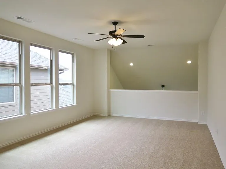 15704 Governors Island Way — Photo 24