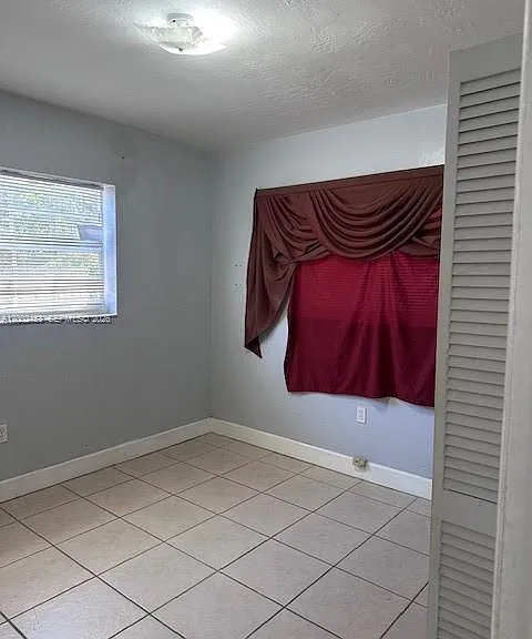 3723 NW 23rd Ave — Photo 3