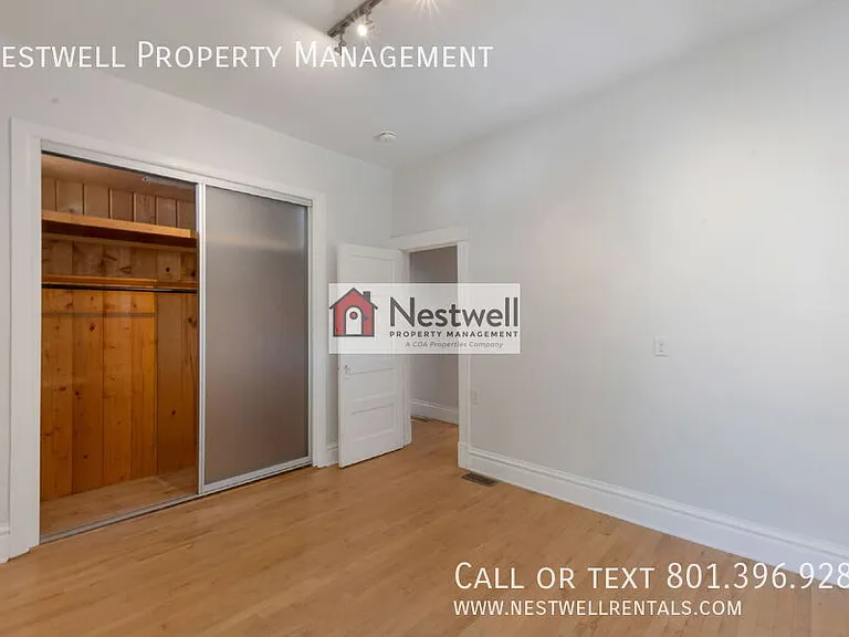 986 S Lake St — Photo 12