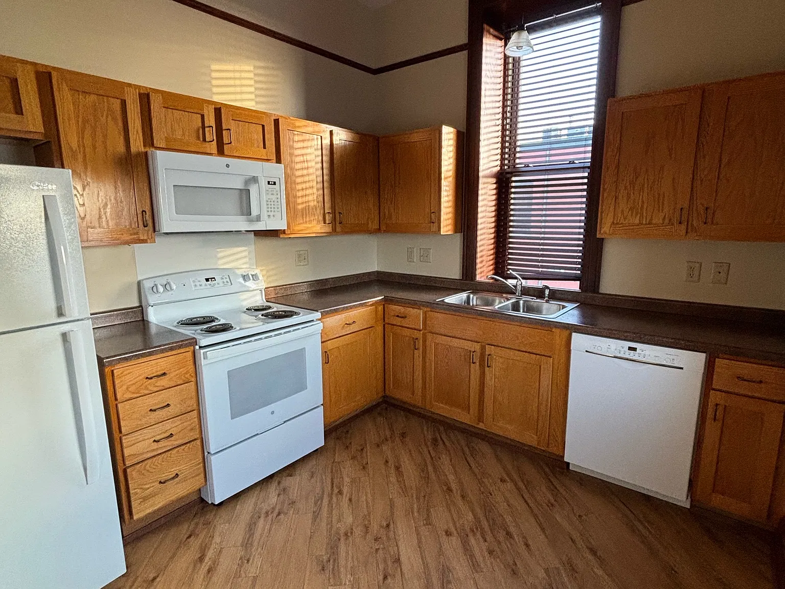 Washington Apartments - 301 — Photo 2