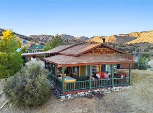 2860 Orange Trl, Pioneertown, CA 92268