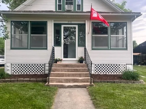 216 N 12th St, Tekamah, NE 68061