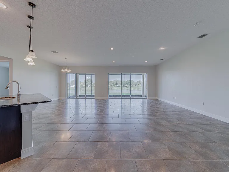3723 Paradiso Cir — Photo 20