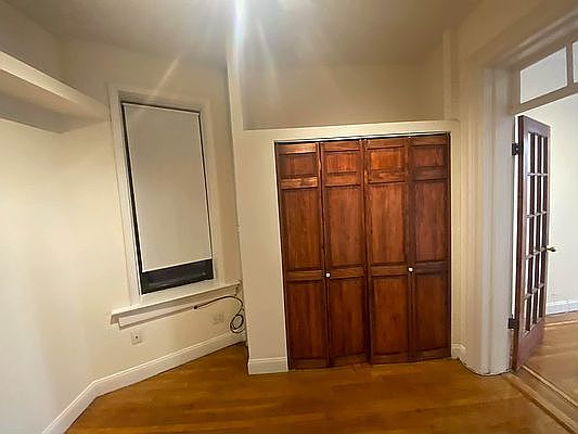 4th image of 450 E 84th St APT 1F
