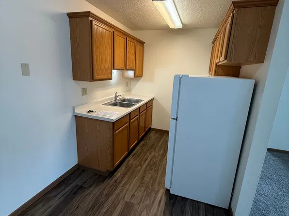 Arrowhead Estates 2601, 2601 14th St S APT 18, Fargo, ND 58103