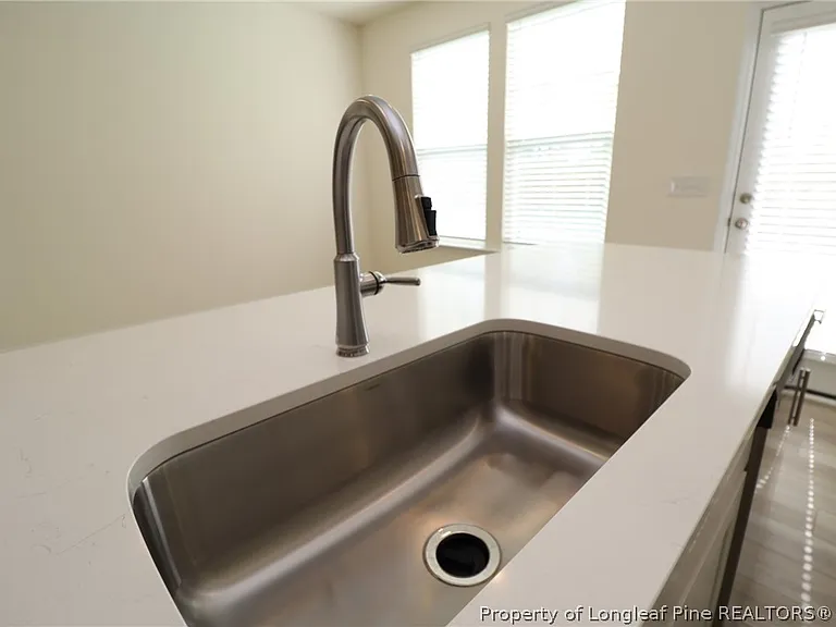 917 Kensley Grove Ln — Photo 17