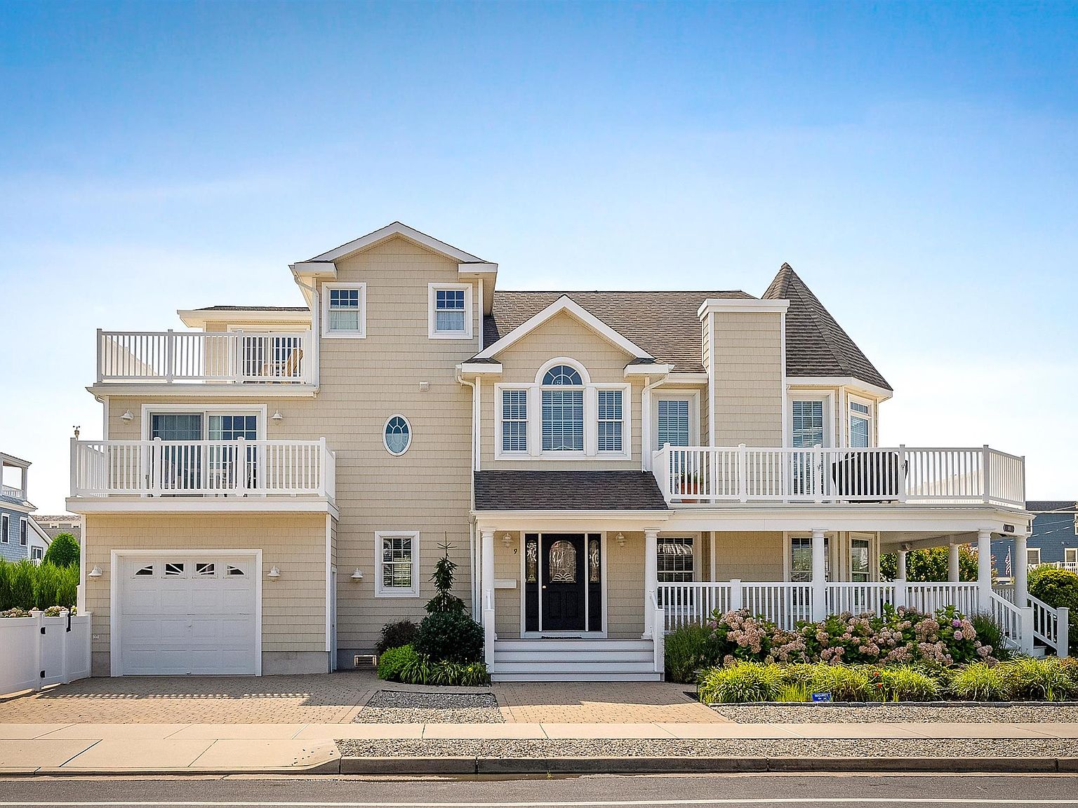 9 11th St E, Avalon, NJ 08202 | Zillow