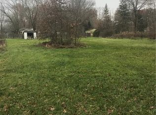 17347 Market St, Lake Milton, OH 44429