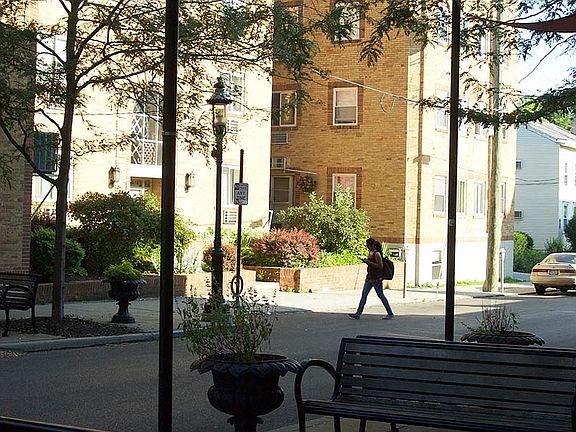 5th image of 3405 Telford St APT 214