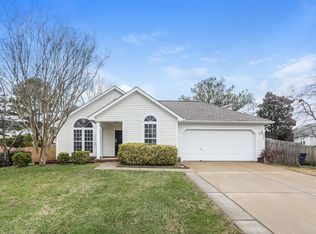 1243 Kerry Greens Dr, Matthews, NC 28104