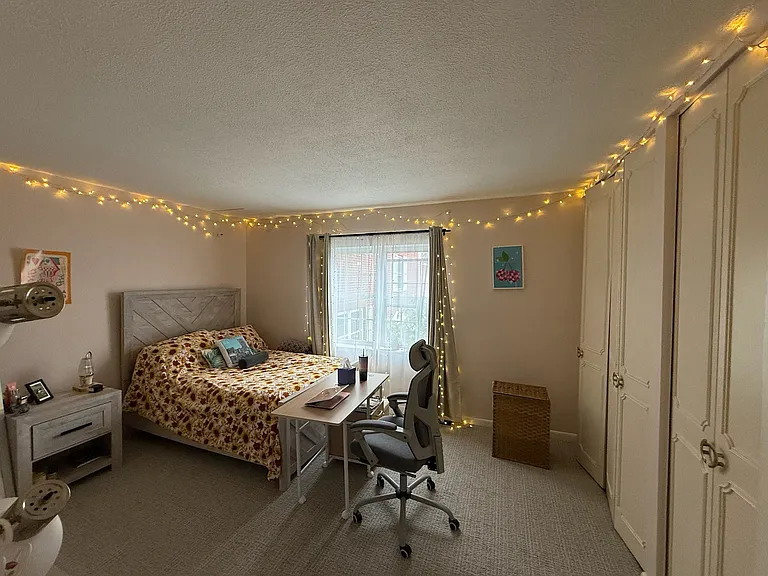 124 Lake Shore Rd #2 — Photo 12