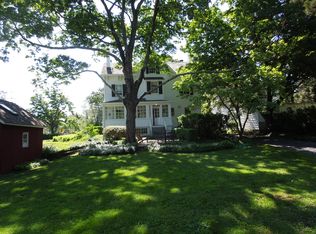 17 S Middlebush Rd, Somerset, NJ 08873