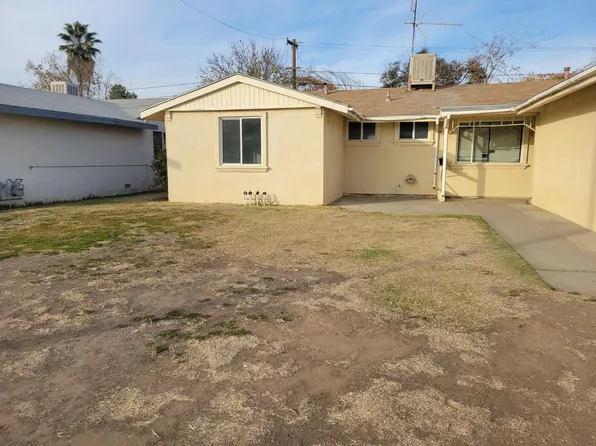 2713 E Willis Ave, Fresno, CA 93726