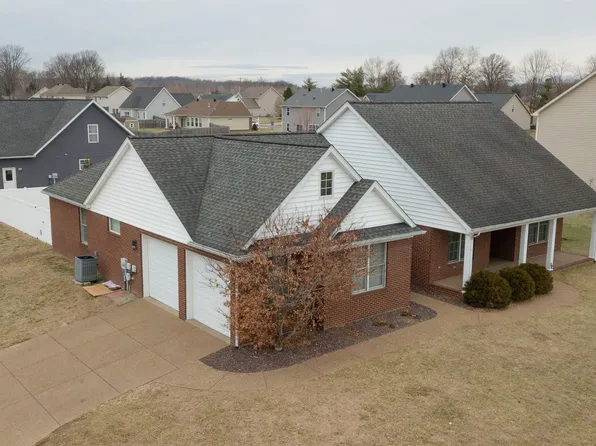 3910 Aberdeen Ct, Evansville, IN 47725