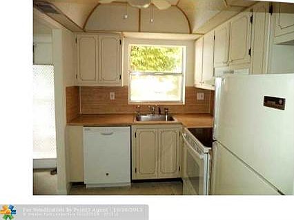 5th image of 9601 Sunrise Lakes Blvd APT 202