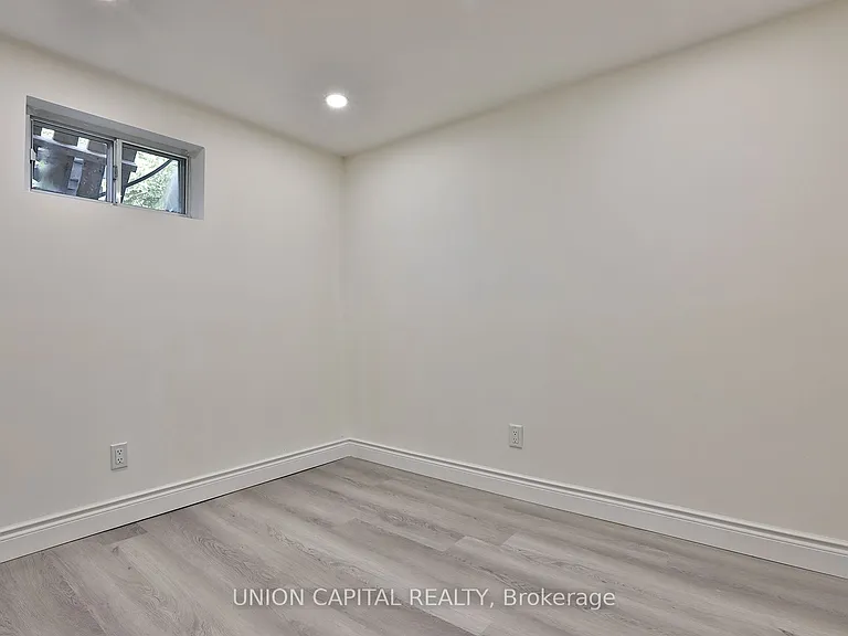 383 Neal Dr #BASEMENT — Photo 21