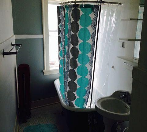 5th image of 1411 W 112th St APT 11