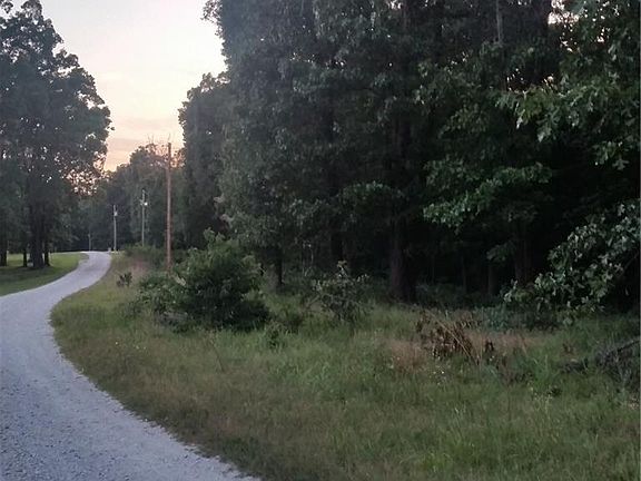 2nd image of 18654 Deer Meadow Dr