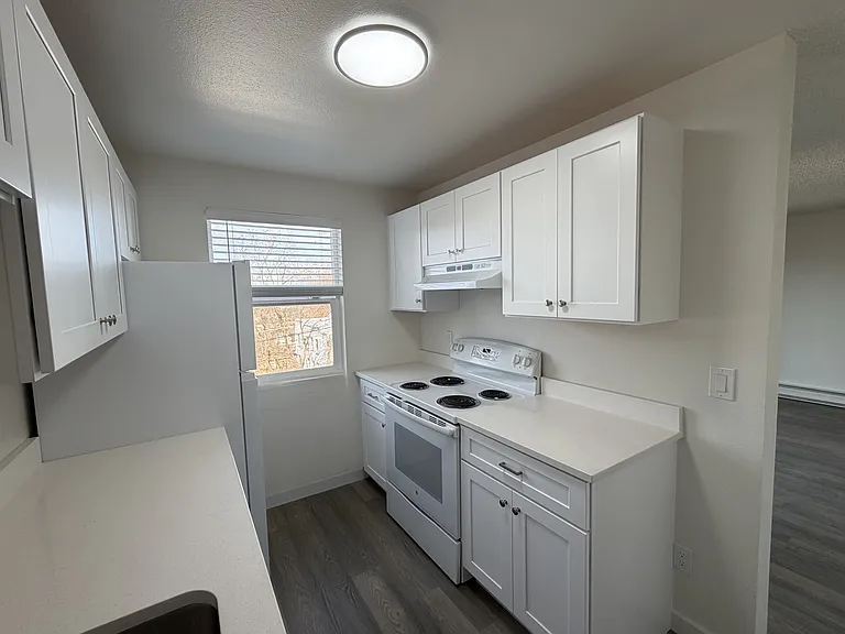 1622 W 7th Ave — Photo 13