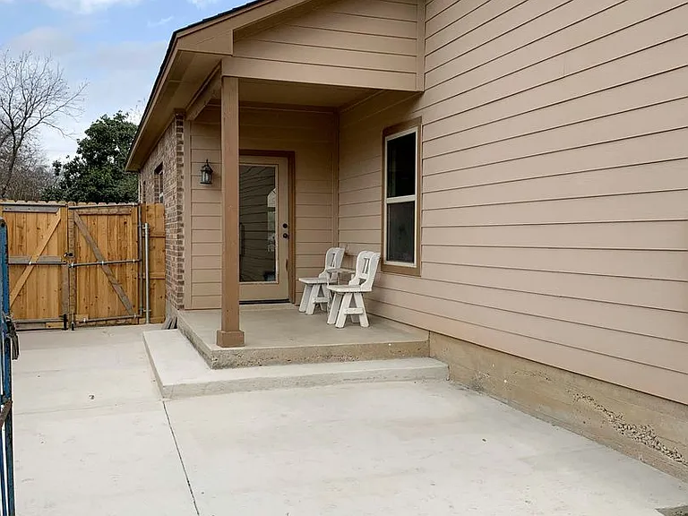 4234 Colonneh Trl — Photo 17