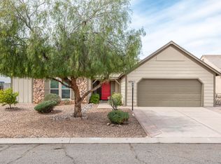 8661 N Holly Brook Ave, Tucson, AZ 85742