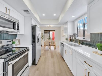 1016 E CHARLESTON Avenue, Phoenix, AZ, 85022