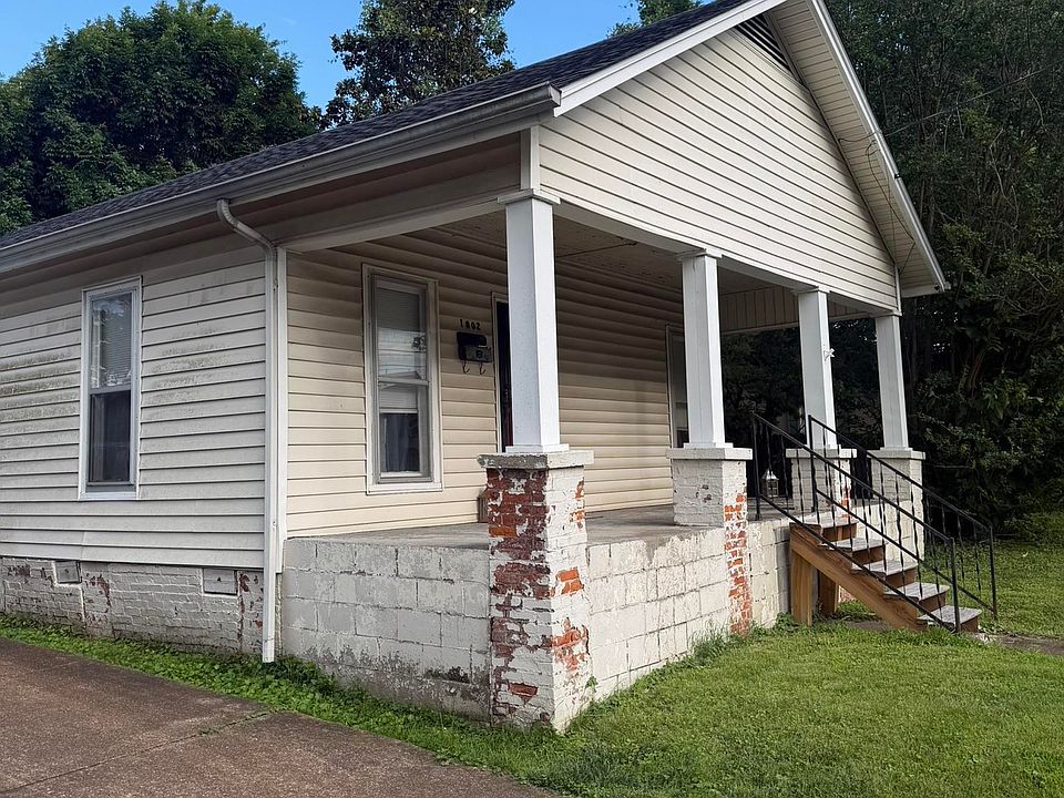 1st image of 1002 S 5th St