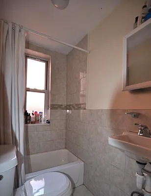 Rented by REAL New York | media 17