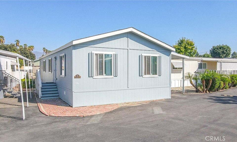 1st image of 4 Carolyn Way