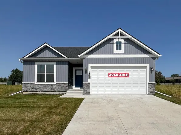 1280 Priscilla Ct, North Liberty, IA 52317