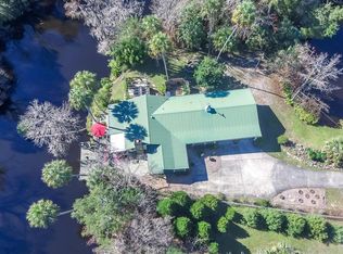 60 Young Dr, Inglis, FL 34449
