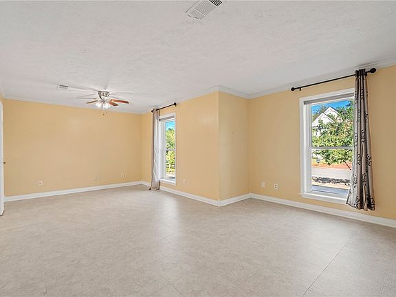 3rd image of 2356 W Briargate Dr