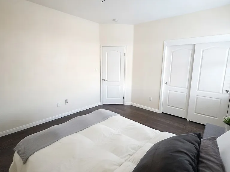 10818 Cypress Falls Ave — Photo 4