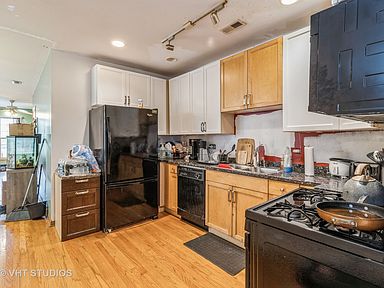 3235 W Warren Blvd UNIT 2, Chicago, IL 60624 | Zillow