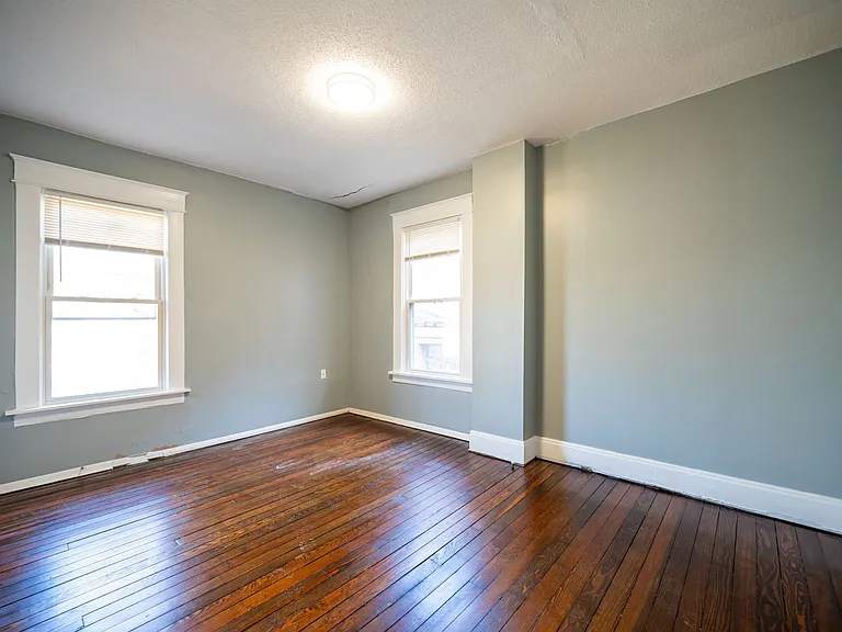 1006 McAllister Ave — Photo 9