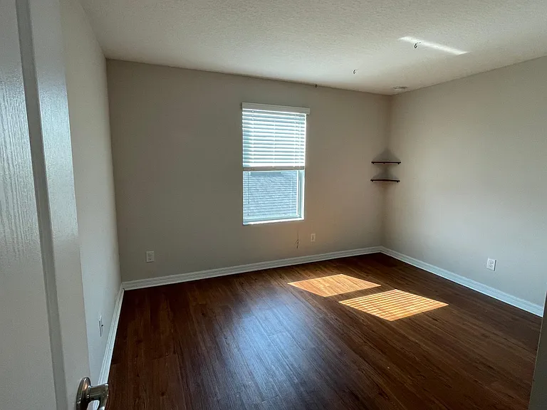 5277 Northlawn Way — Photo 17