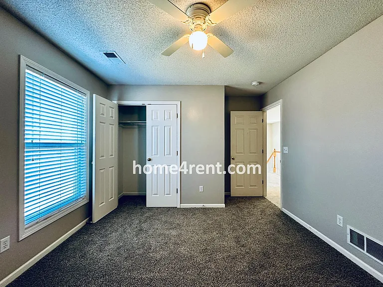 15252 W 158th Ter — Photo 32