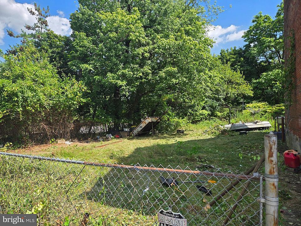 2nd image of 62 Hayes Ave