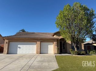 12022 Copernicus Ave, Bakersfield, CA