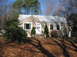 99 Ewing Rd, North Kingstown, RI 02852