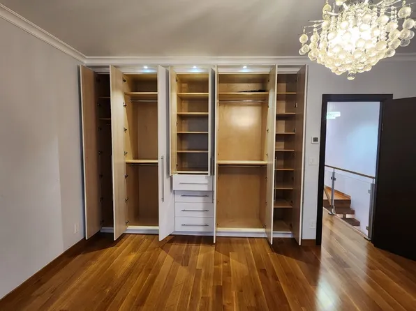 2229 East 26th Street image 11 of 20