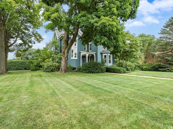 301 Church Ln, Sewickley, PA 15143