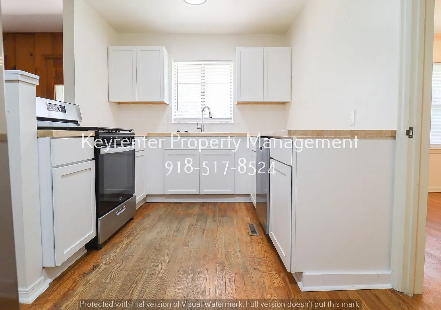 Stunning 3 Bed 1.5 Bath on quiet Cul De Sac! — Photo 2