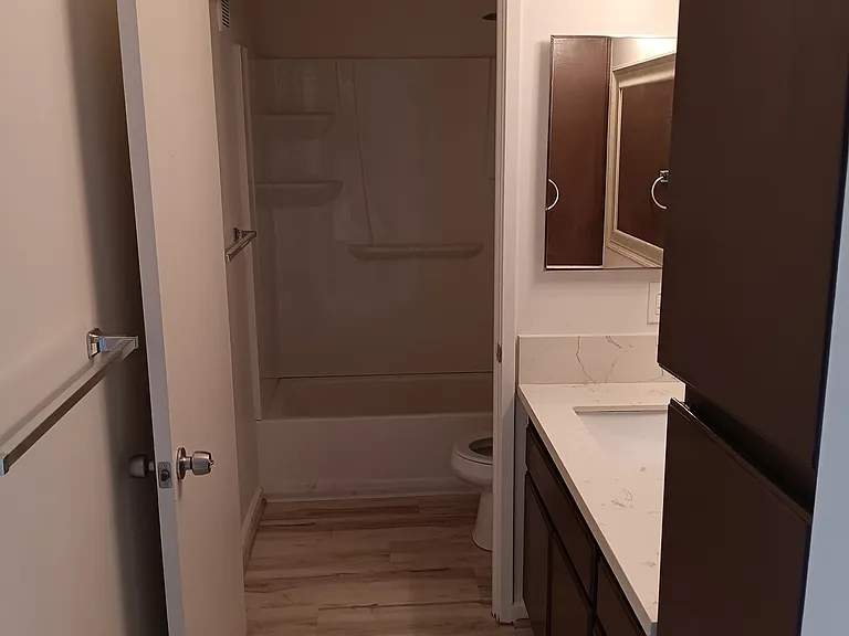 Bathroom, even more Storage
