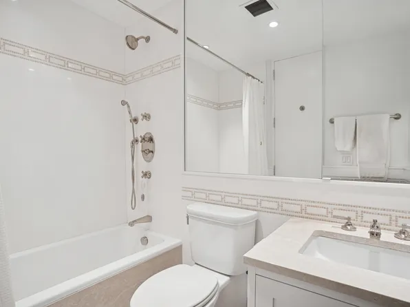 641 5th Avenue image 9 of 10