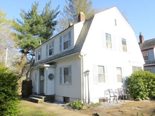 28 Maple St, Southbridge, MA 01550