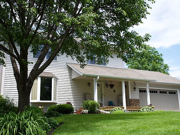 2nd image of 16973 Hamilton Ct