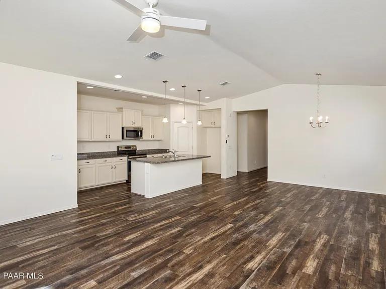 1385 Warbler Way — Photo 19
