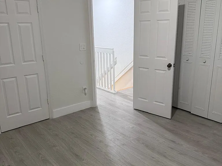 715 SW 148th Ave #610 — Photo 19