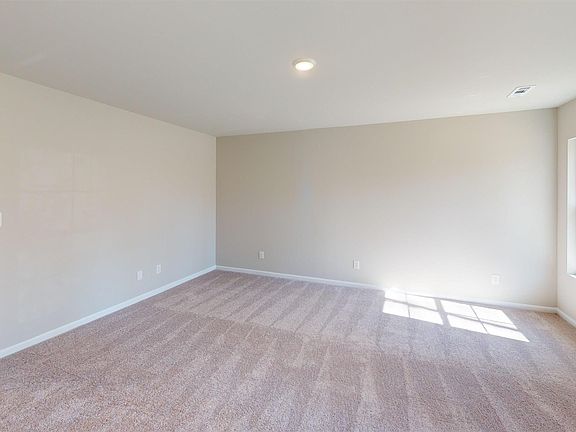 5th image of 146 Stratman Dr